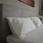 La Casa Di Ale * Ачи Костелло